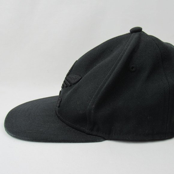 Adidas Black Baseball Cap w/Black Retro Embroidered Trefoil Logo Snap Back EUC - Picture 3 of 9